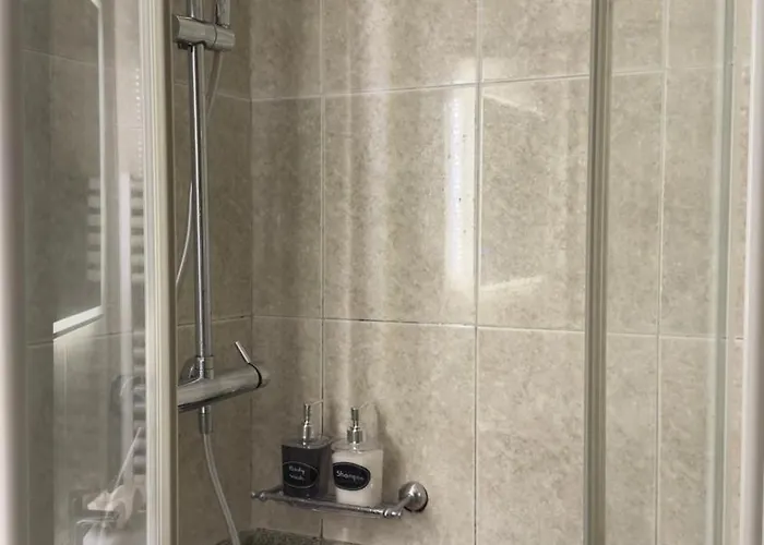 Ubytování v soukromí Air Albania Tirana